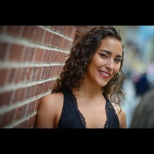 Meet your Posher, Alexandra